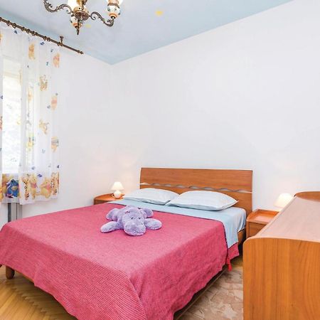 Nice Apartment In Lovran With Kitchen Extérieur photo