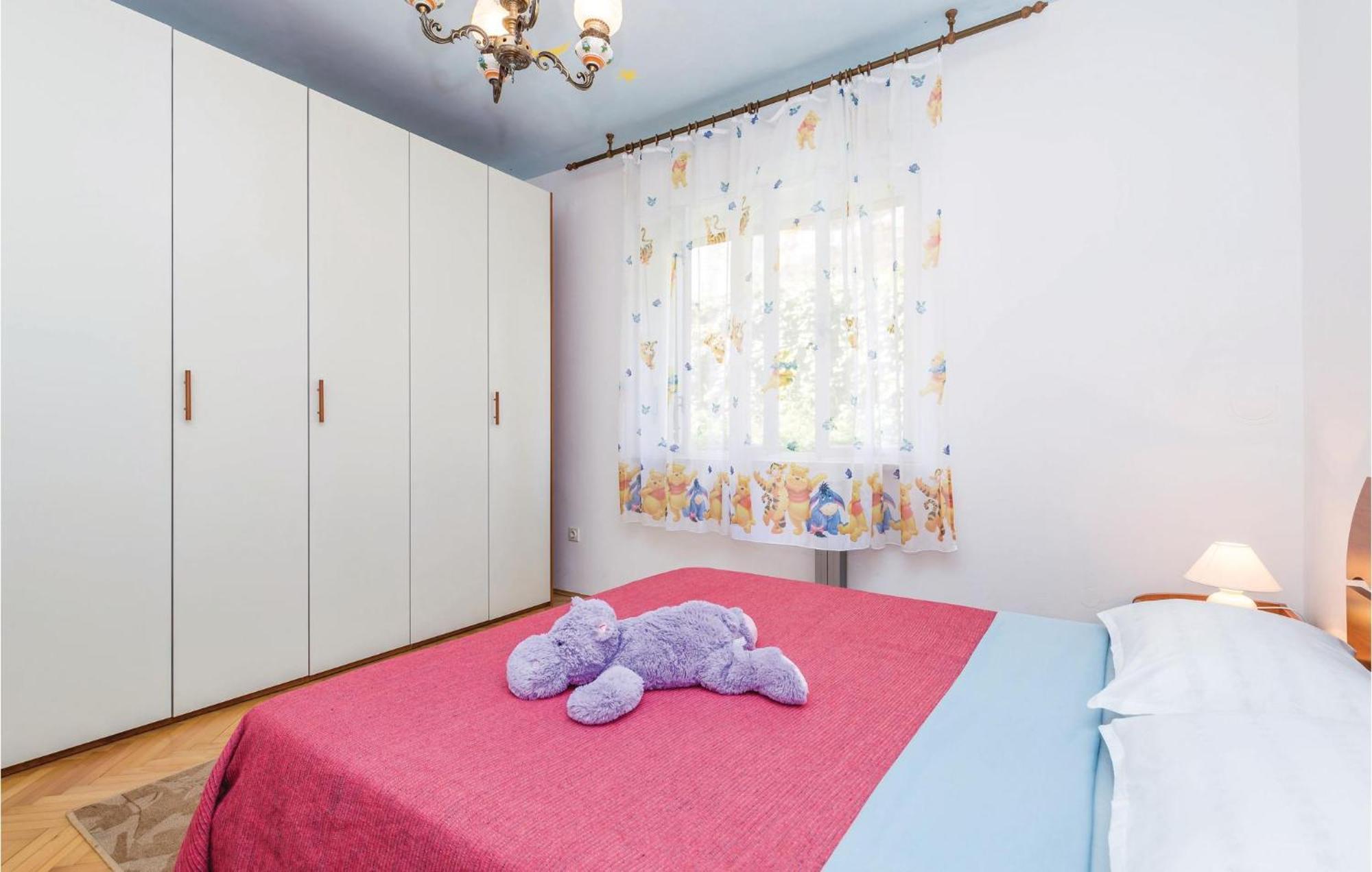 Nice Apartment In Lovran With Kitchen Extérieur photo