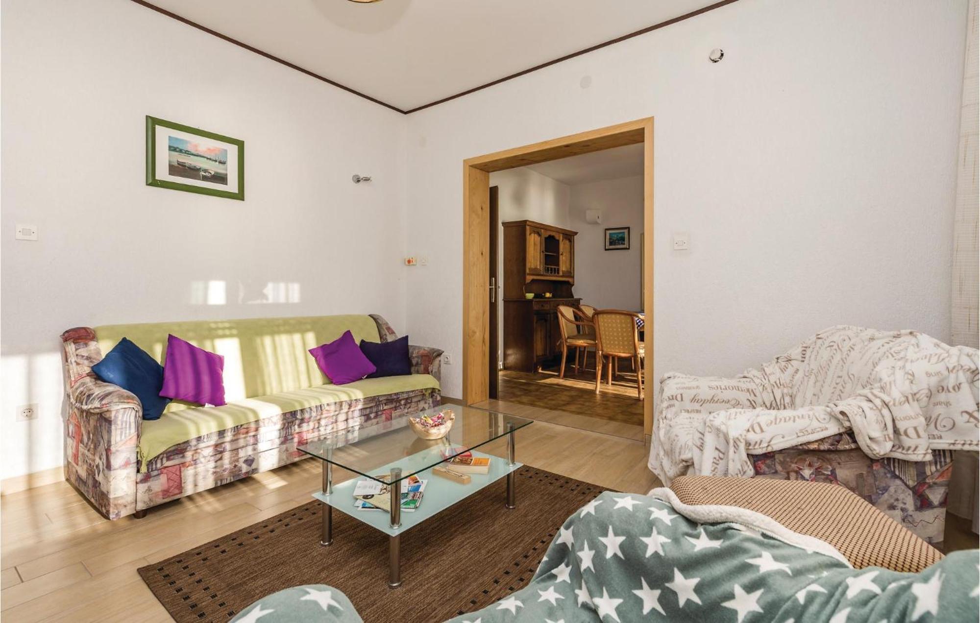Nice Apartment In Lovran With Kitchen Extérieur photo
